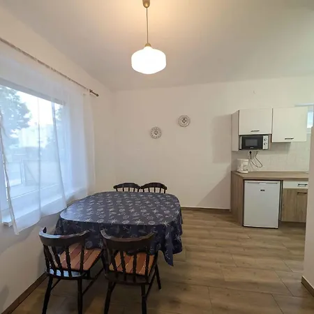 In - Balaton 54662 Zamárdi