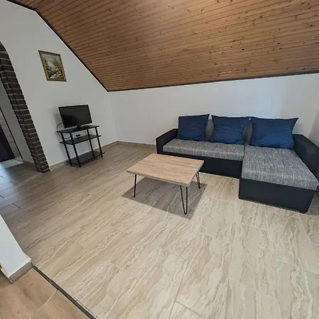 Апартаменты In - Balaton 54662 *