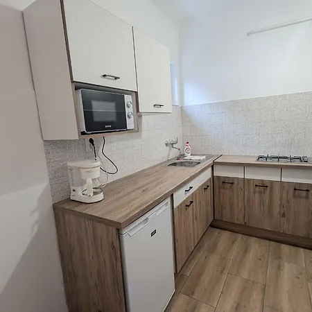 In - Balaton 54662 Апартаменты Замарди