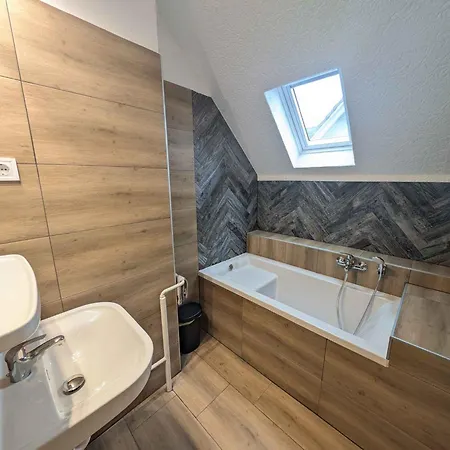 In - Balaton 54662 Zamárdi